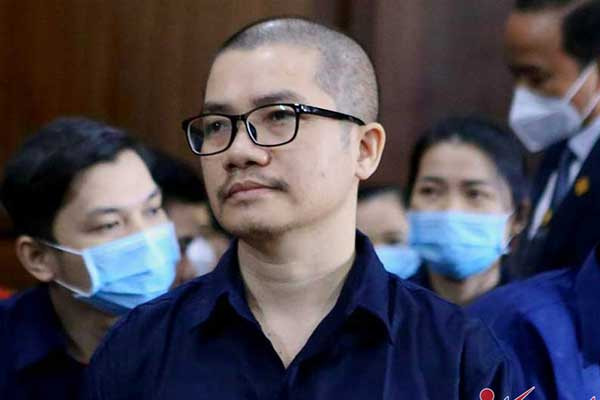 Chủ tịch Alibaba Nguyễn Thái Luyện và vợ kêu oan