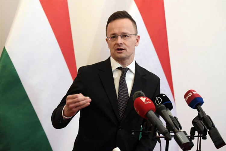 Hungary phản đối Ukraine gia nhập NATO, Nga sẽ đặt vũ khí hạt nhân ở Belarus