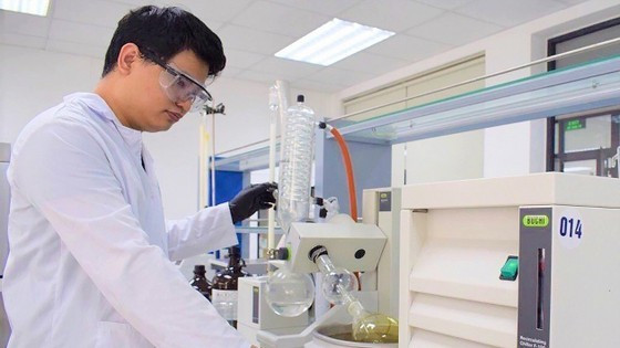 Vietnamese scientist finds plausible HIV cure ảnh 1