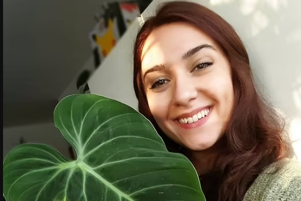 Bị mẹ chê ở bẩn, giặt ga giường 1 lần/tháng, cô gái phản ứng bất ngờ