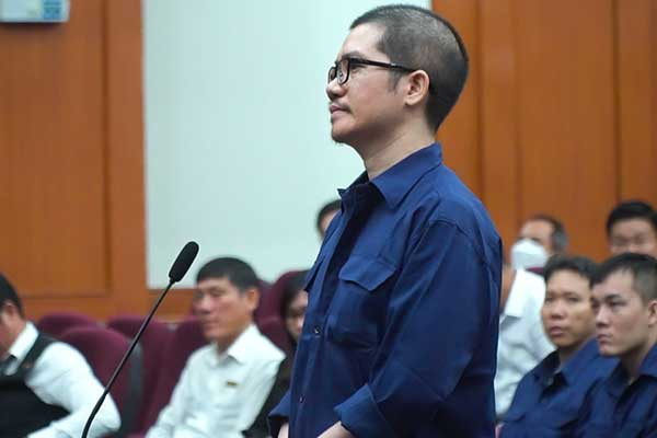 Hoãn phiên xử Chủ tịch Alibaba Nguyễn Thái Luyện vì vắng nhiều luật sư