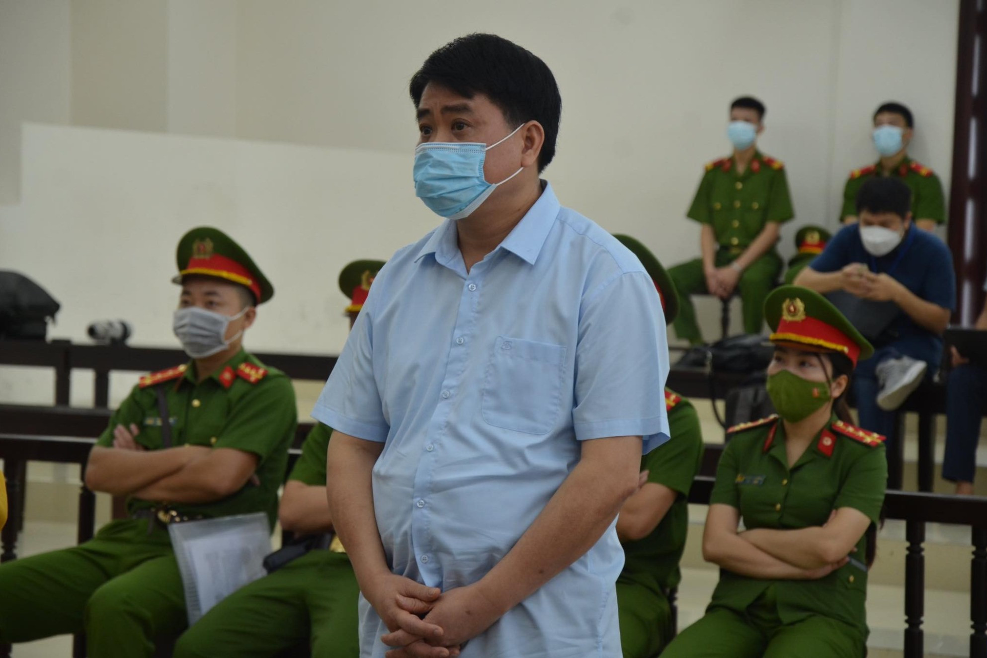 Ông Nguyễn Đức Chung buộc cấp dưới mua cây của 'người quen' đang trốn nợ