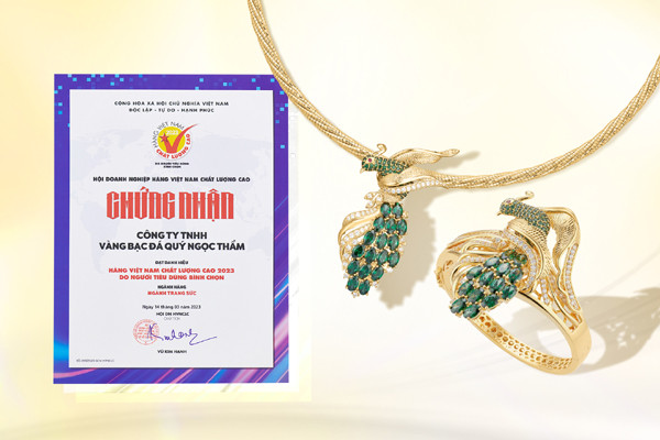 Ngọc Thẩm Jewelry 11 năm liên tiếp đạt chứng nhận Hàng Việt Nam chất lượng cao