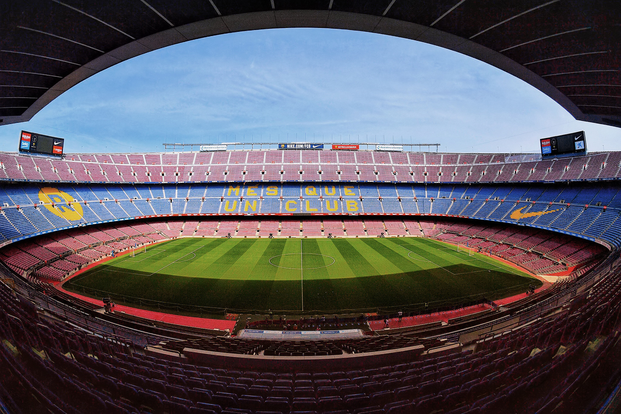 Những sân vận động nổi tiếng ở châu Âu qua ống kính VietNamNet
