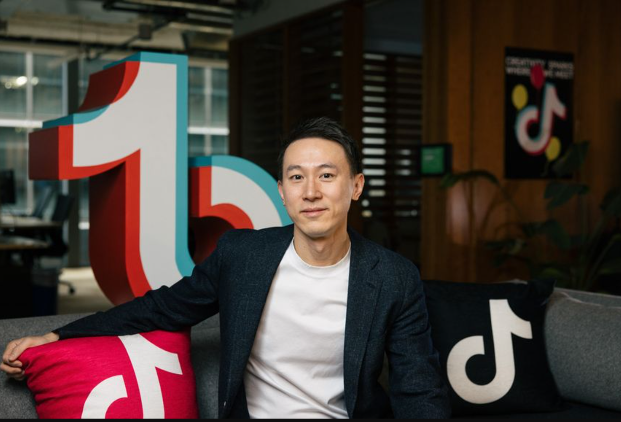 CEO TikTok lấy bằng thạc sĩ ĐH Harvard, sở hữu khối tài sản 200 triệu USD