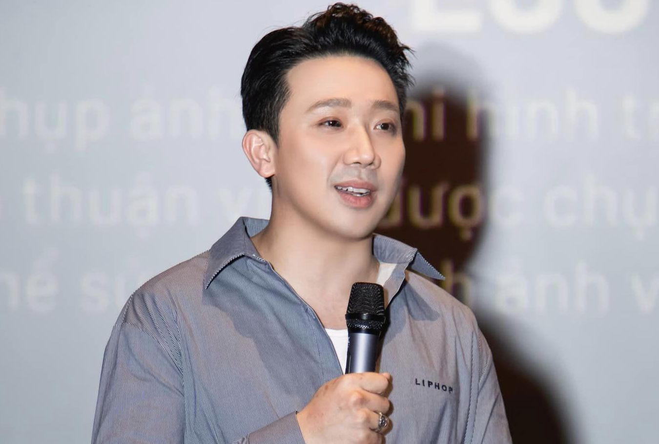 Bị tố thiếu văn minh: Trấn Thành đưa bằng chứng mua vé, không chen ngang