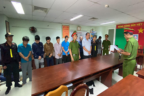 Khởi tố Giám đốc và 10 nhân viên Trung tâm đăng kiểm 50-05V ở TP.HCM