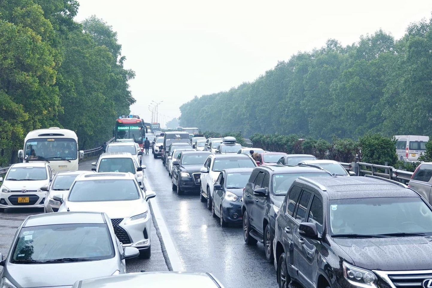 Đường 3.200 tỷ có ‘giải cứu’ được cảnh ùn tắc ở cao tốc Pháp Vân