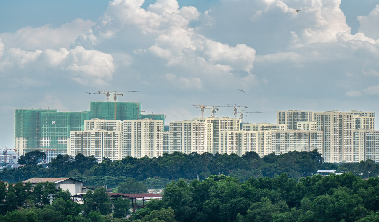 Ministry wants rethink of high tax on second home