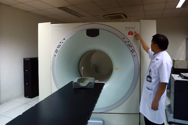 Quy định mới gỡ nhiều nút thắt gây thiếu trang thiết bị y tế