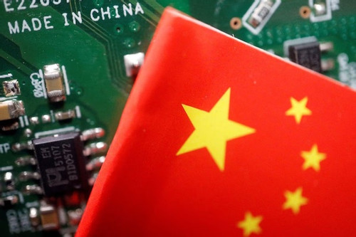 Trung Quốc loay hoay với bài toán nhân lực bán dẫn