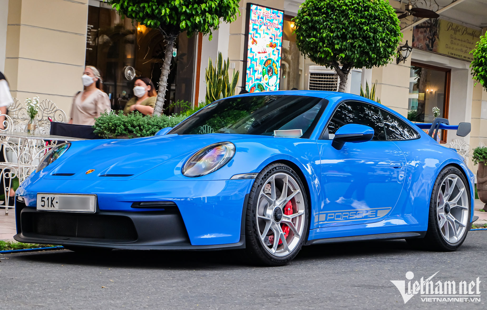 Hàng hiếm Porsche 911 GT3 màu lạ hơn xe Cường Đô la
