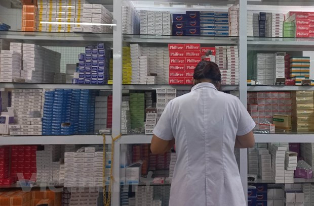 Bo Y te canh bao loai thuoc khang sinh gia duoc ban tren thi truong hinh anh 1