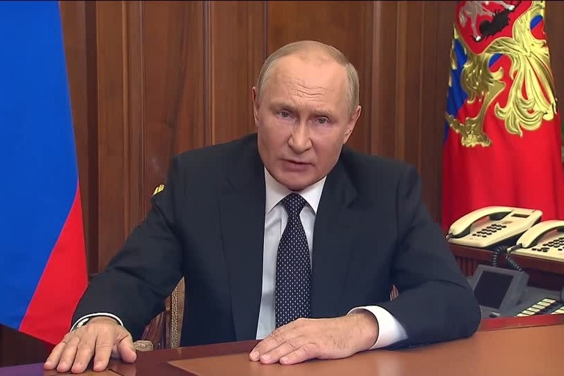Ông Putin nói về lệnh trừng phạt của phương Tây, Ukraine muốn nhận thêm vũ khí