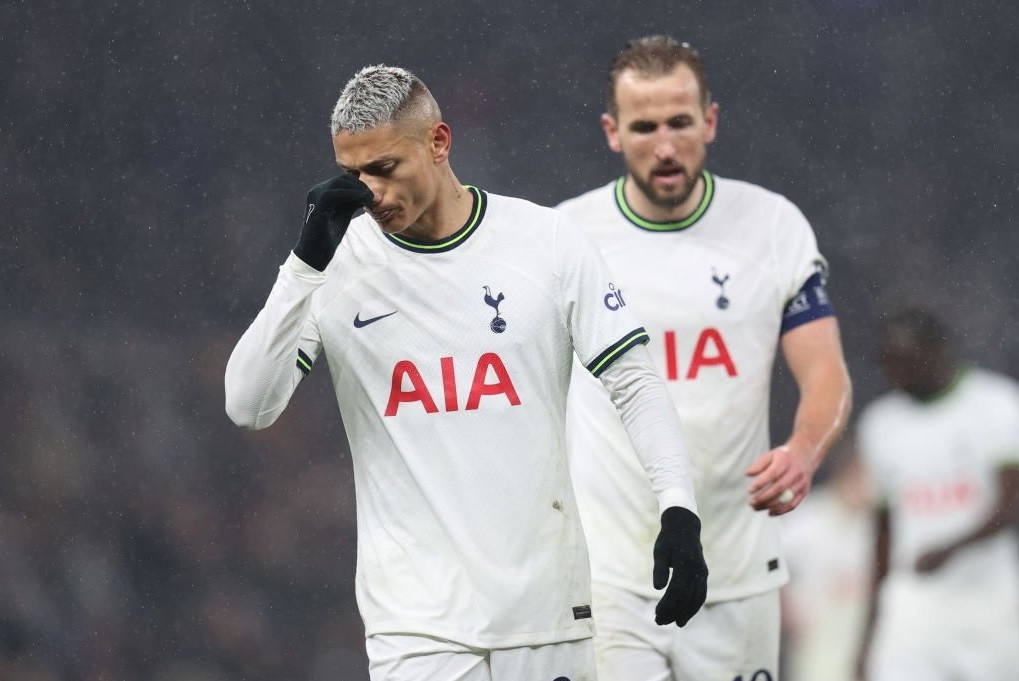 Chỉ đích danh 2 ngôi sao ép Tottenham sa thải Conte