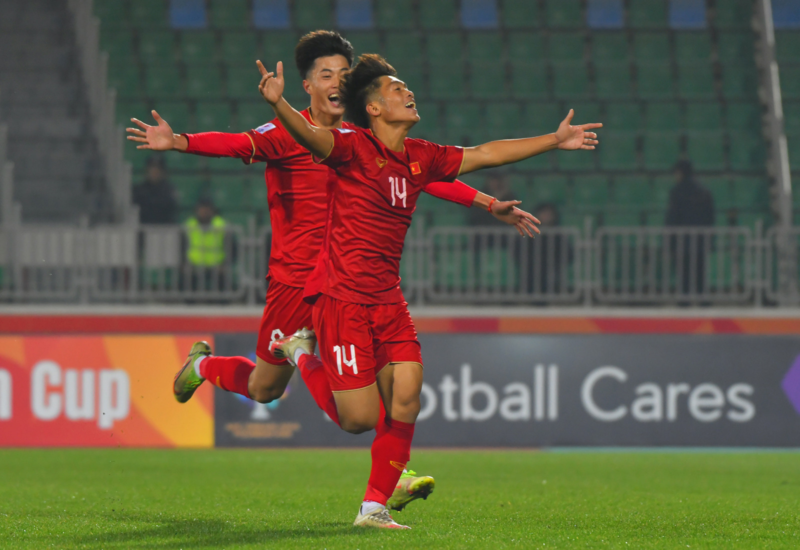 Video highlights U20 Việt Nam 2-1 U20 Qatar: Chiến thắng siêu kịch tính