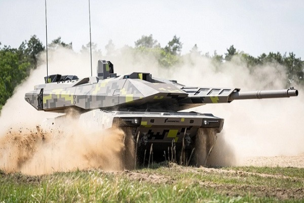 Tập đoàn Đức muốn xây nhà máy xe tăng ở Ukraine, Nga chưa kiểm soát Bakhmut