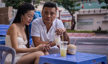 Cặp đôi bị phạt 17 nghìn USD vì chia sẻ ảnh ‘nóng’ ở Singapore