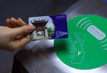 Hanoi to introduce electronic ticketing for public transport in 2024