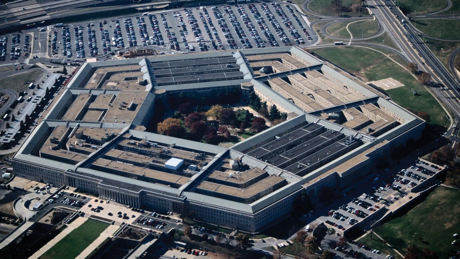 Tại sao trụ sở của Bộ Quốc phòng Mỹ lại có hình ngũ giác?