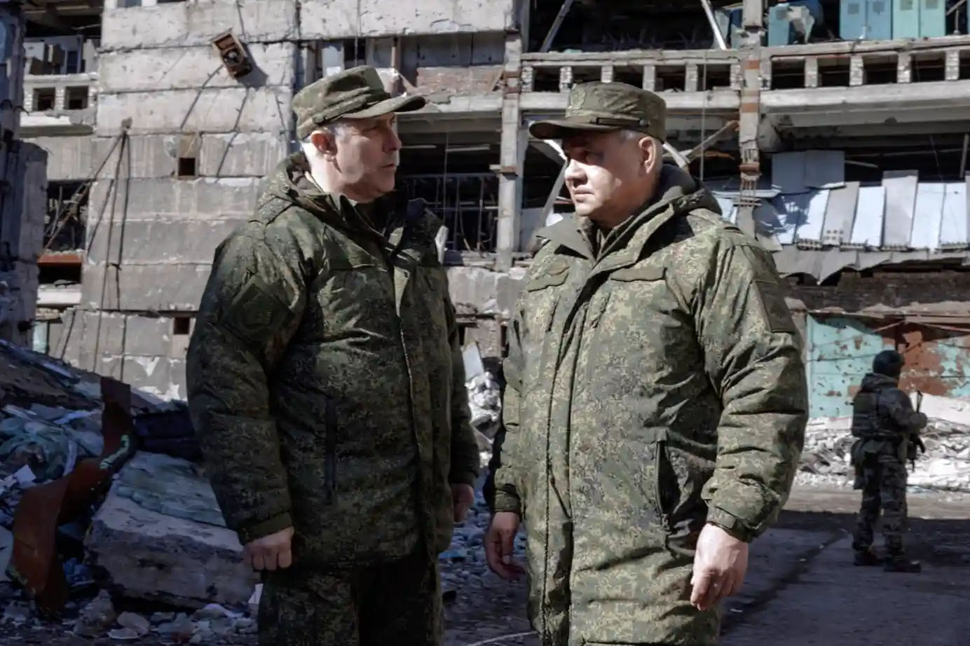 Bộ trưởng Quốc phòng Nga thị sát tình hình ở thành phố đông nam Ukraine