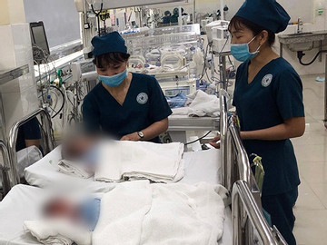 Một bệnh viện ở Đồng Nai tiếp nhận 3 trẻ sơ sinh bị bỏ rơi