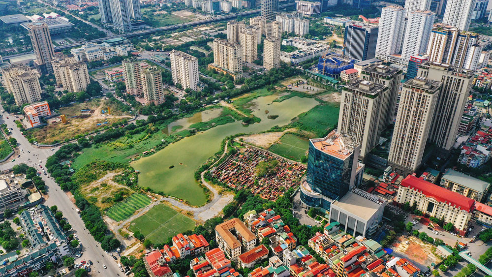 HCM City Mayor: bottlenecks to be removed to warm up real estate market