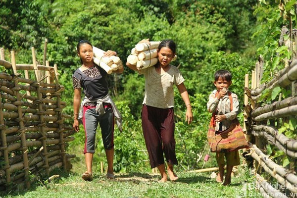 Giảm nghèo đa chiều cho đồng bào dân tộc là trách nhiệm của cộng đồng