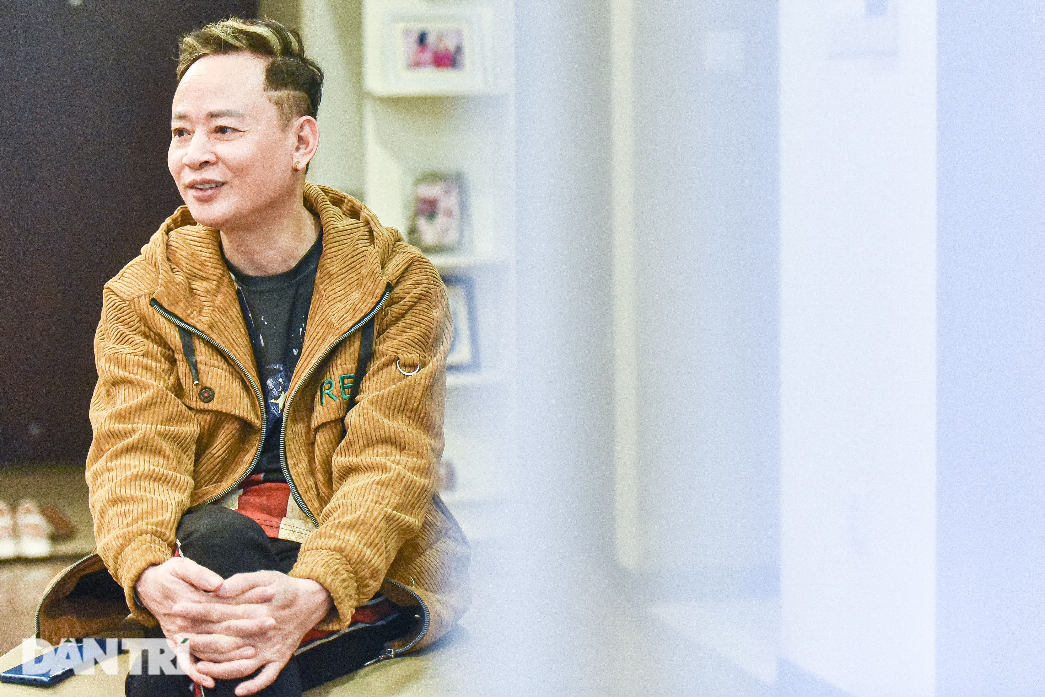 Cuộc sống trùm giang hồ màn ảnh Tùng Dương trước khi lấy vợ 4 kém 12 tuổi - 1