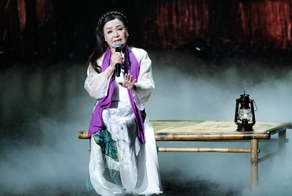 NSND Thu Hiền hát gây quỹ phẫu thuật tim cho trẻ em khó khăn