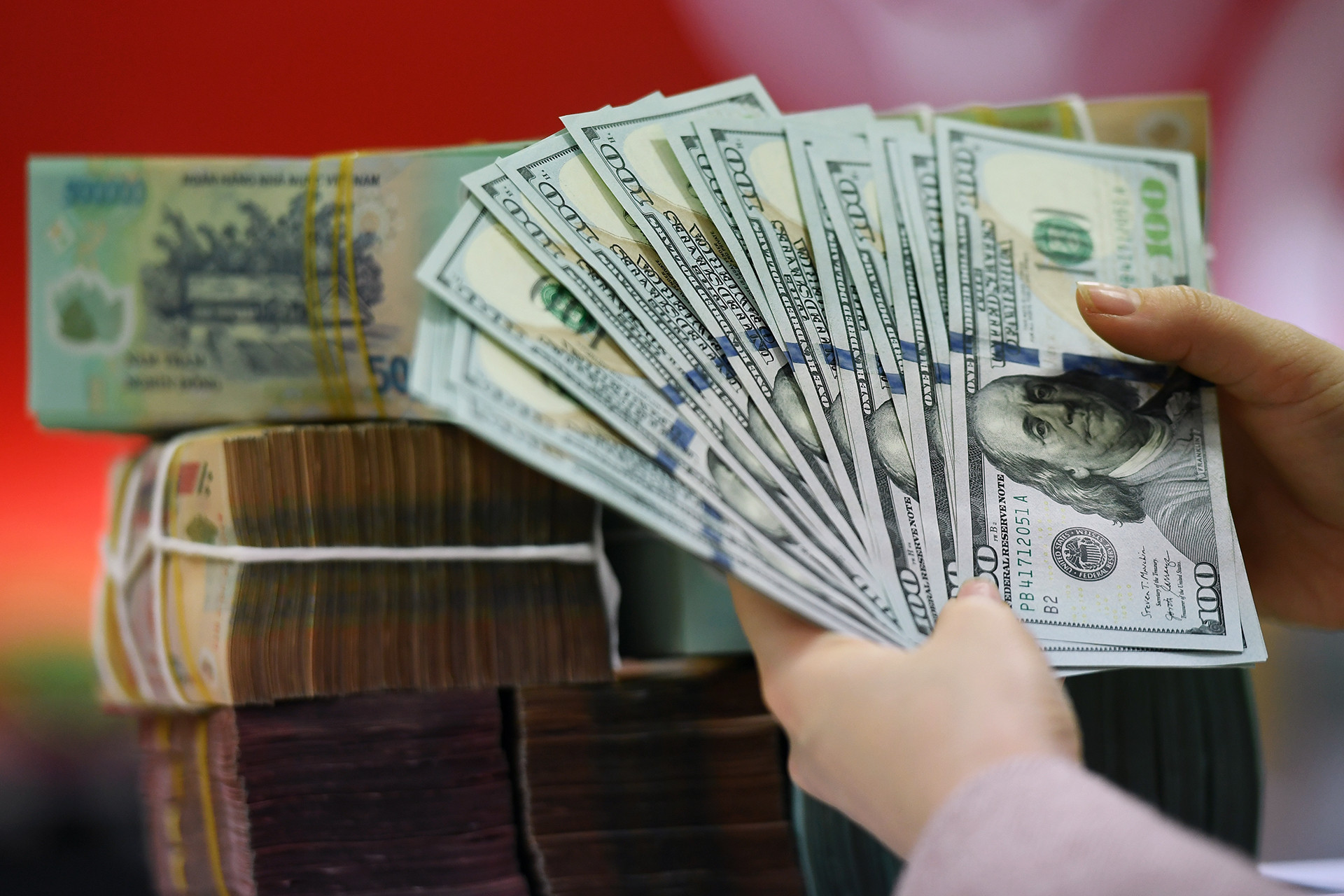 Vì sao ‘cho’ DN kéo dài kỳ hạn trả nợ đến 2 năm?