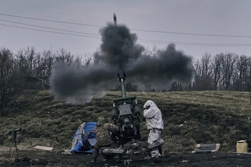 Tổng thư ký NATO nhận định về Bakhmut, tình báo Anh nói Nga gặp khó ở Đông Ukraine