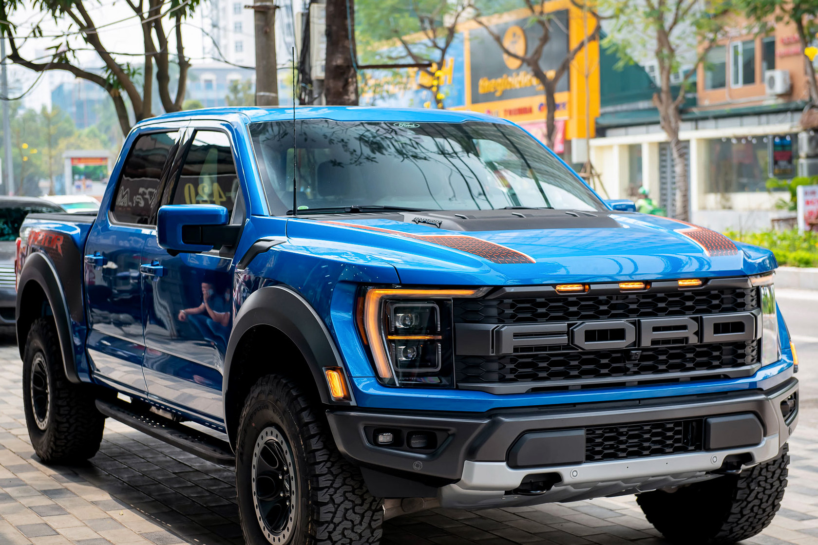 Siêu bán tải Ford F-150 Raptor 2023 giá gần 6 tỷ về Việt Nam sở hữu màu hiếm