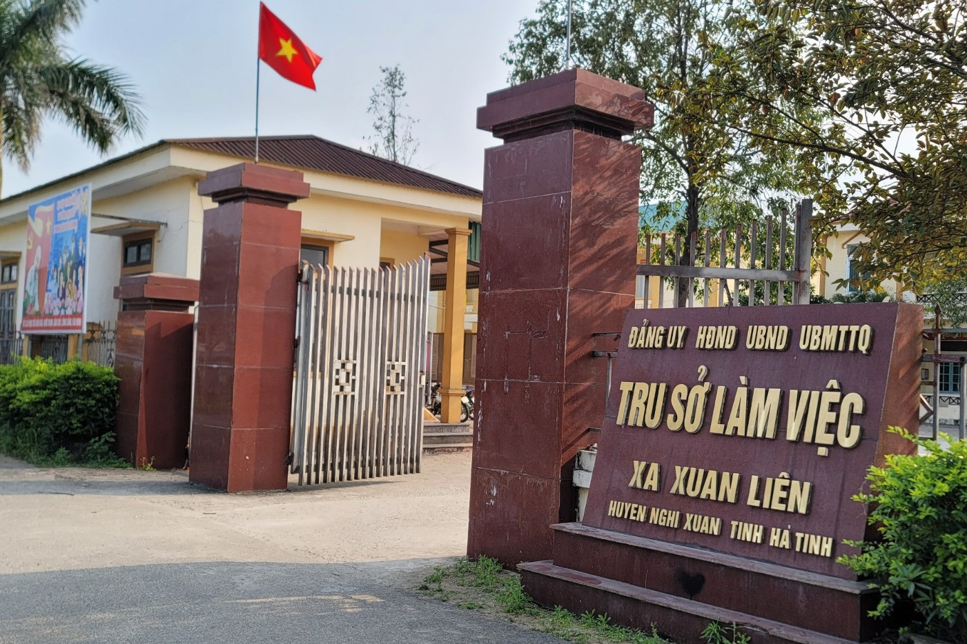 Chủ tịch xã ở Hà Tĩnh bỏ nhiệm sở sau khi bị kỷ luật