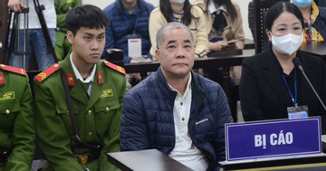 Cựu cán bộ Sở TN-MT cùng vợ hầu tòa vụ chiếm đoạt ‘đất vàng’ ở Hà Nội