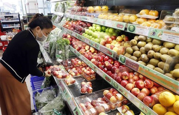 Goods retail sales, service revenue rise almost 14% in Q1 hinh anh 1