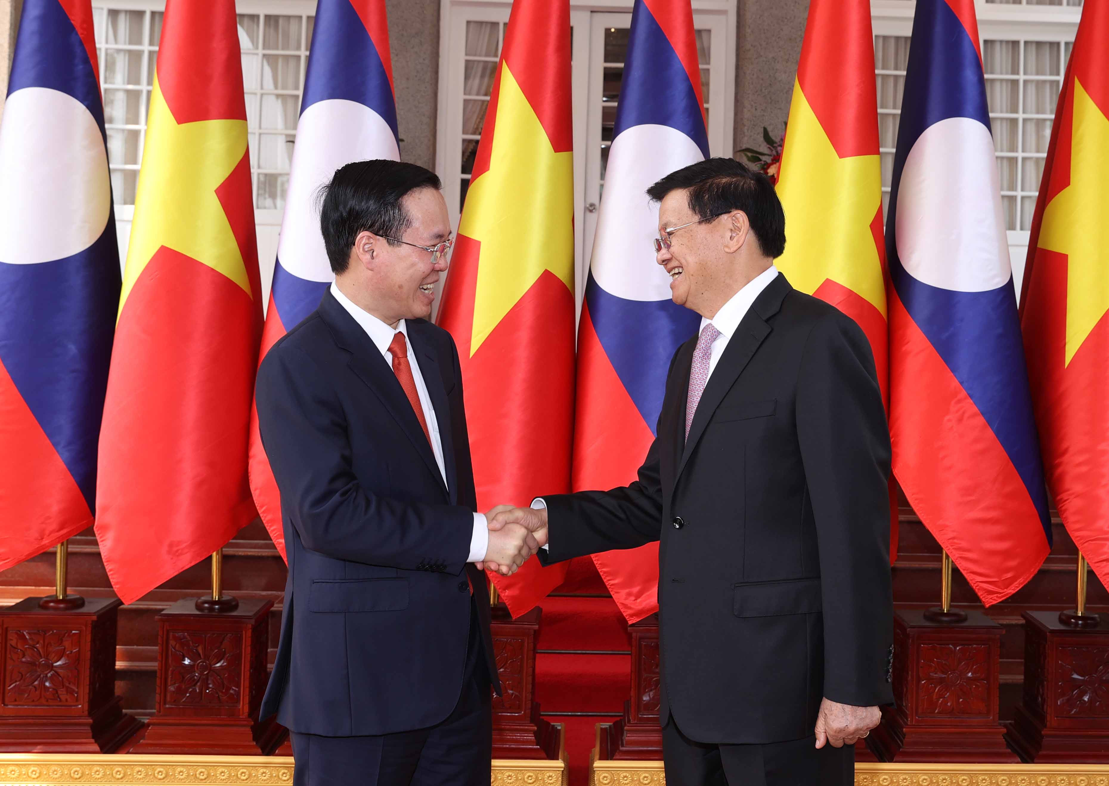 Chủ tịch nước công bố món quà Việt Nam tặng Lào trị giá 1 triệu USD