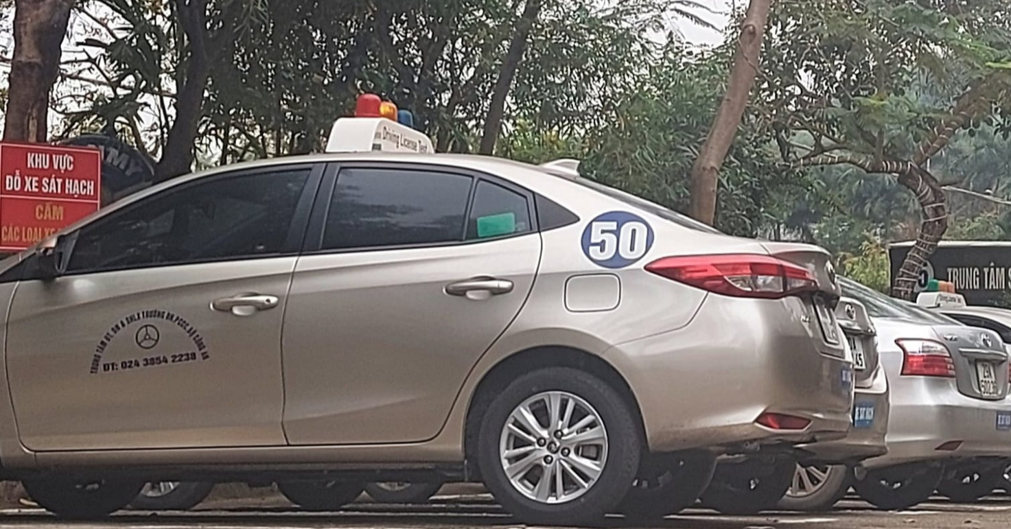 Bộ GTVT chuyển cơ quan công an 2 cơ sở đào tạo lái xe có dấu hiệu tiêu cực