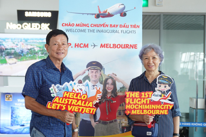 Những hành khách Vietjet đầu tiên đến Úc theo đường bay TP.HCM - Melbourne