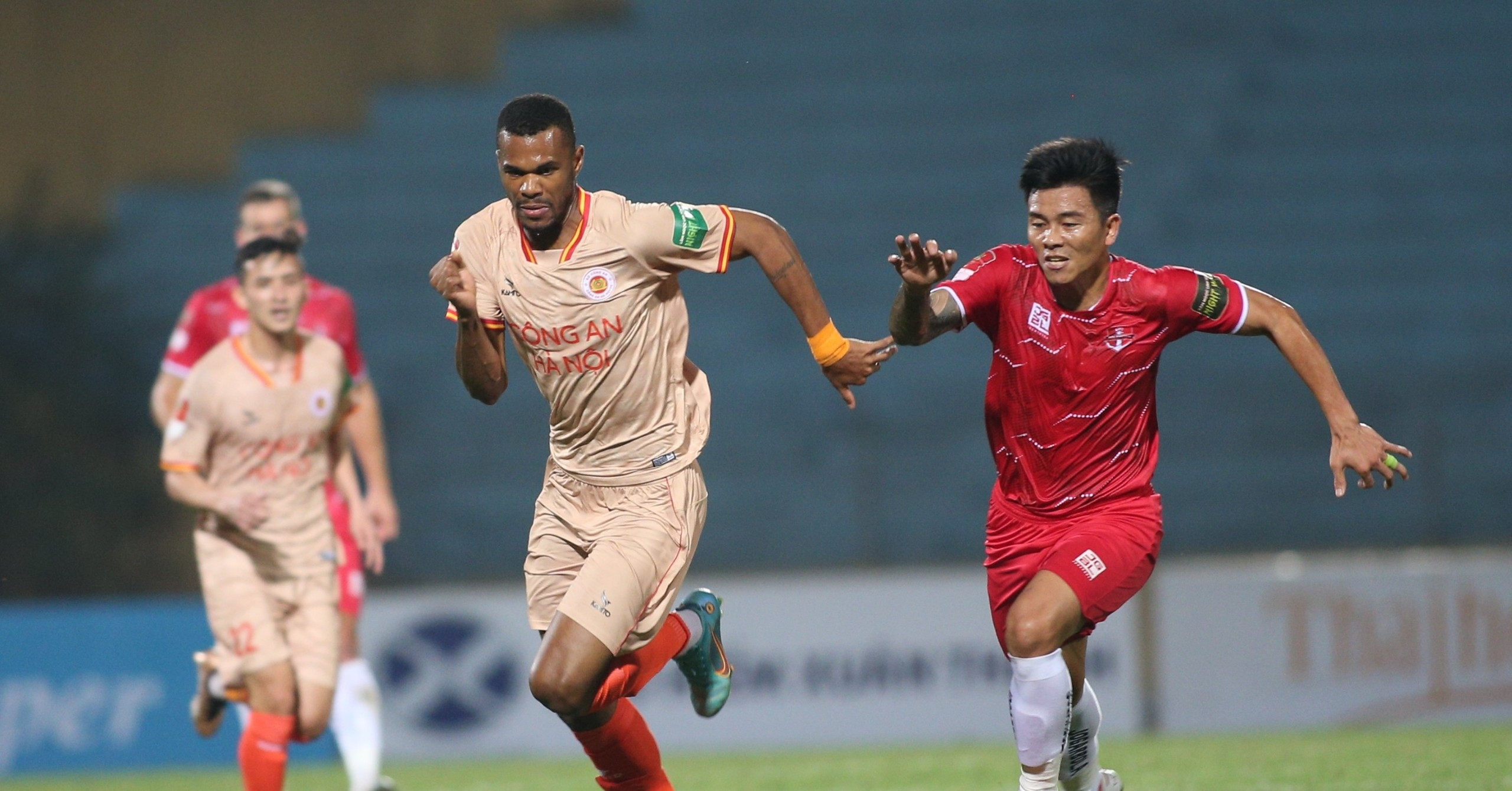 Lịch thi đấu bóng đá V.League 2023 hôm nay: Dàn sao ĐT Việt Nam tỏa sáng, CAHN gây sốt trước TP.HCM?