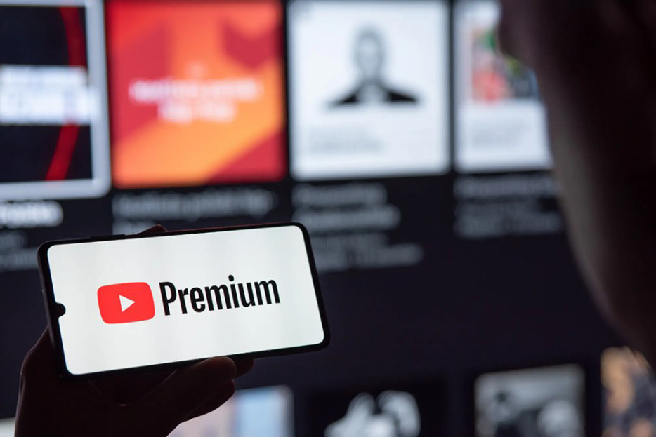 YouTube Premium xuất hiện, quảng cáo “nhà tôi 3 đời...” sắp không còn đất sống