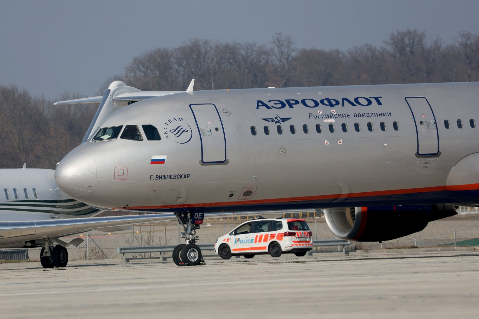 Lệnh cấm vận bủa vây buộc Nga đưa máy bay sang Iran bảo dưỡng
