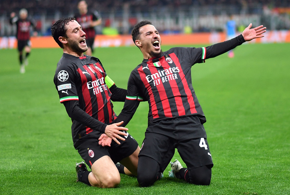 AC Milan thắng nhọc nhằn Napoli