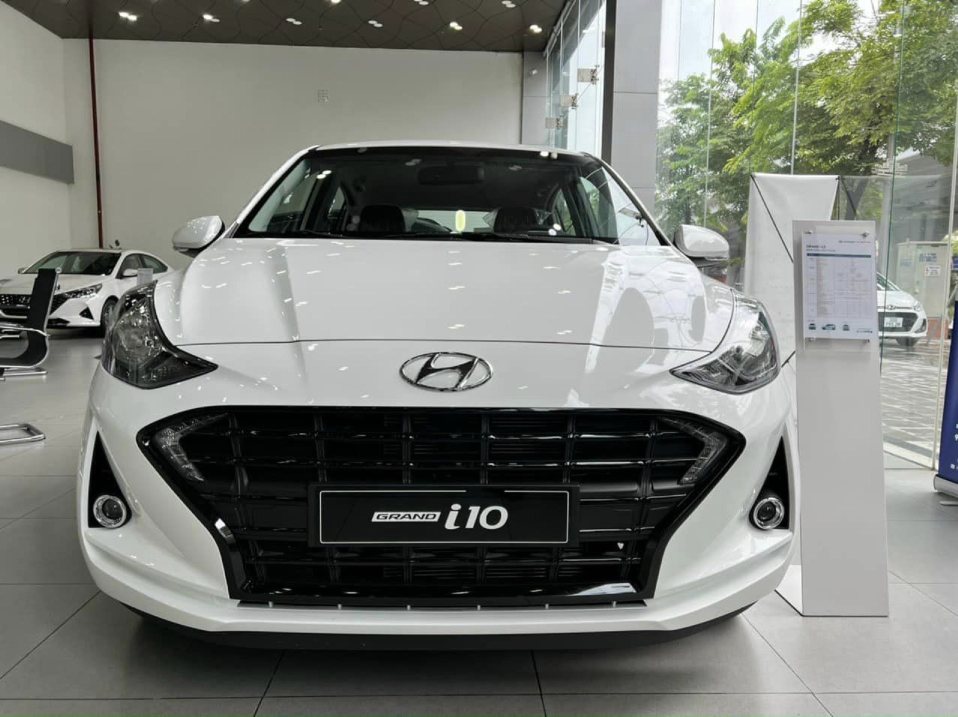 Xe giá rẻ dưới 500 triệu tháng 3: Hyundai Grand i10 'ế ẩm'