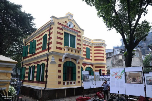 Controversial colour of old French villa in Hanoi not final yet: authorities