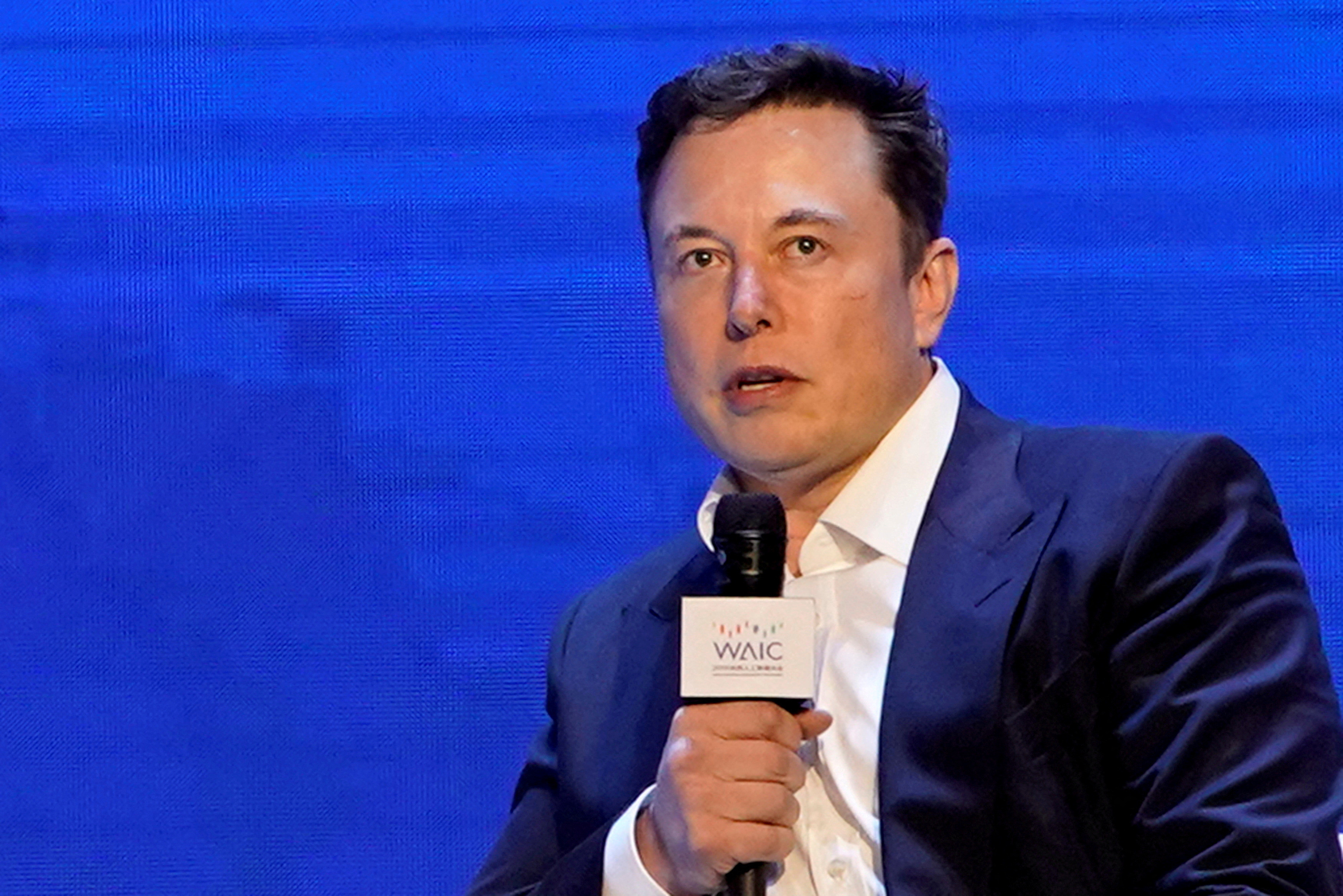 Elon Musk lập startup mới cạnh tranh với ChatGPT
