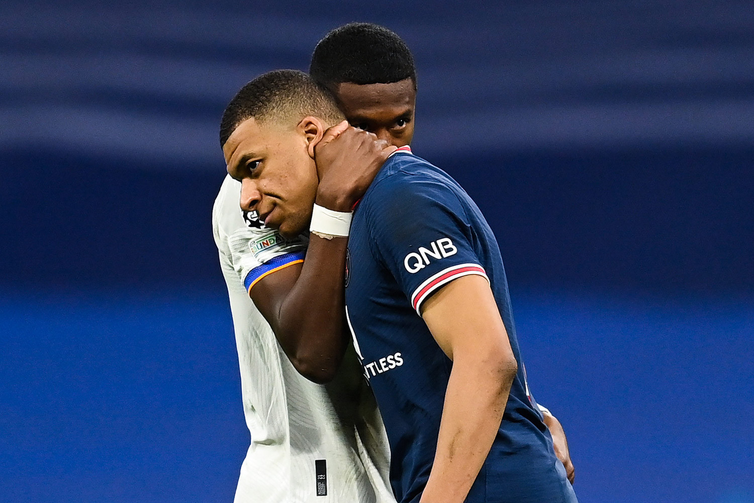 Mbappe được khuyên từ chối Real Madrid, chuyển đến Ngoại hạng Anh