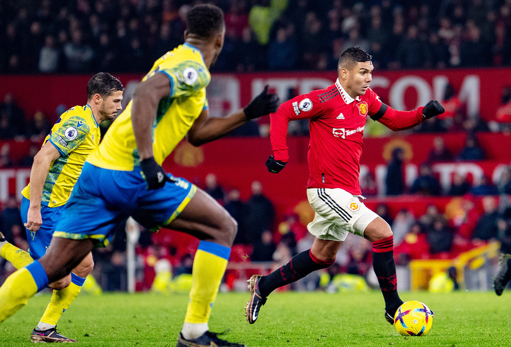 Nottingham Forest vs MU: Quỷ đỏ vượt bão giông