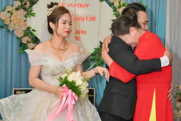 Cô dâu Phú Thọ tiết lộ lời mẹ chồng cũ dặn trước khi về nhà chồng mới