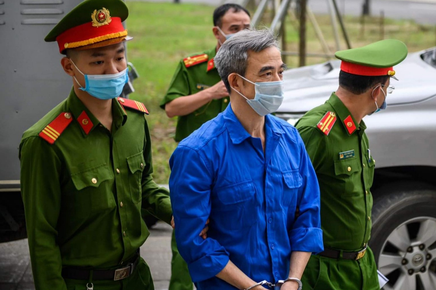 Xét xử cựu Giám đốc bệnh viện Tim Hà Nội Nguyễn Quang Tuấn